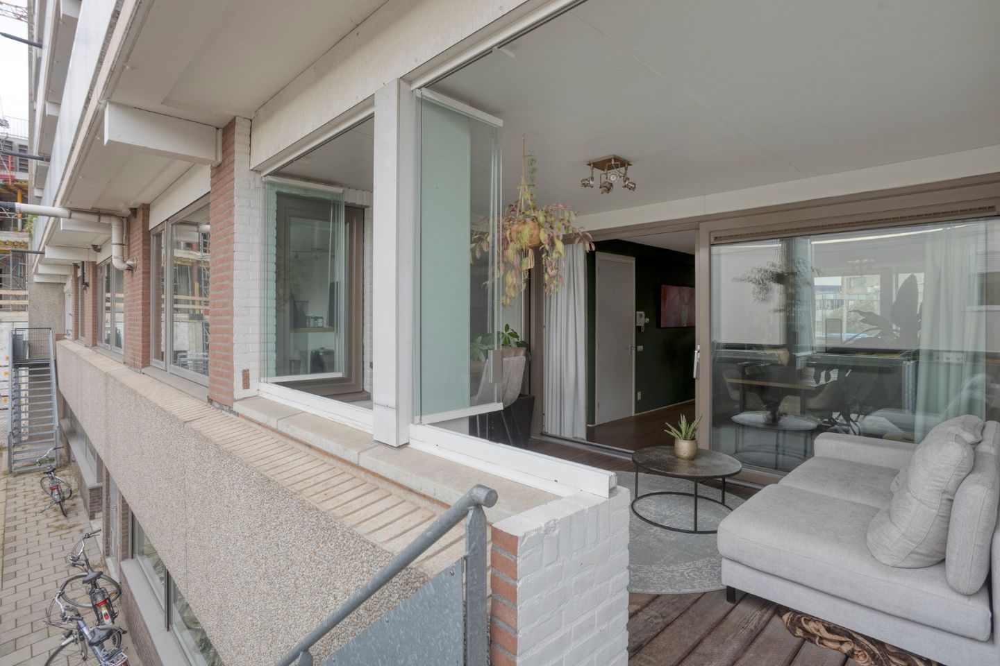 Foto 19 van Burg. Hustinxstraat 40