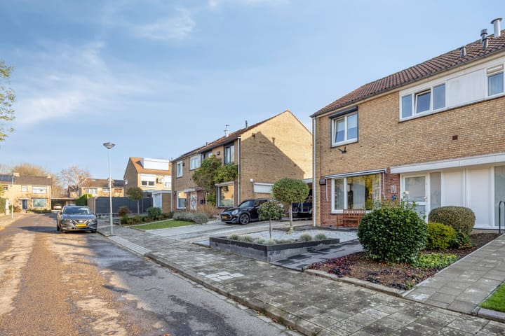 Photo 7 of Burgemeester Kleutersstraat 8