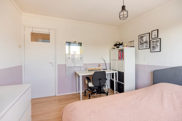 Photo 26 of Burgemeester Kleutersstraat 8