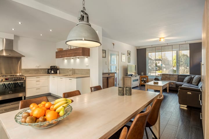 Photo 14 of Burgemeester Kleutersstraat 8