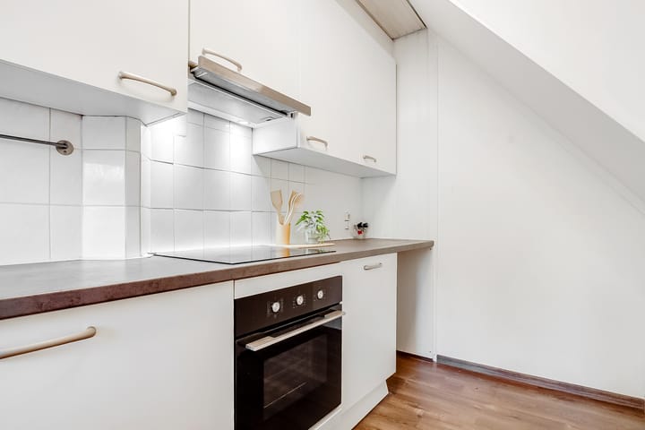 Foto 15 van Barnsteenlaan 35