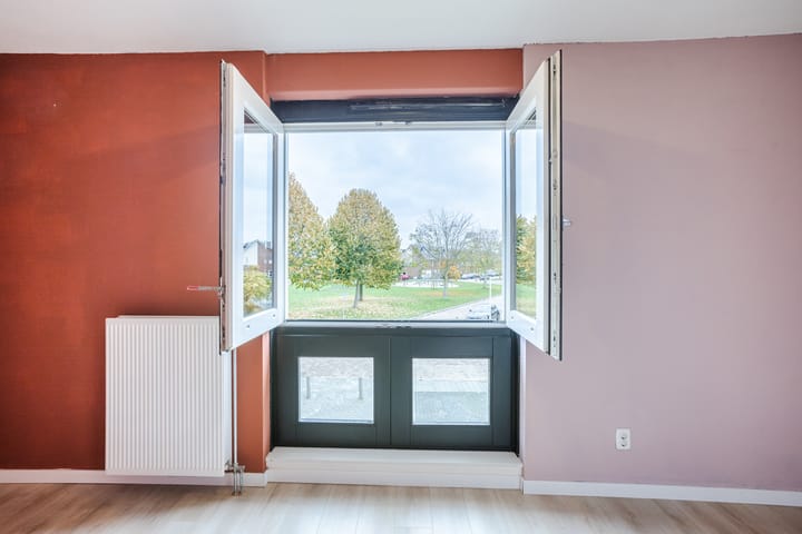 Photo 24 of Nijerwalstraat 59