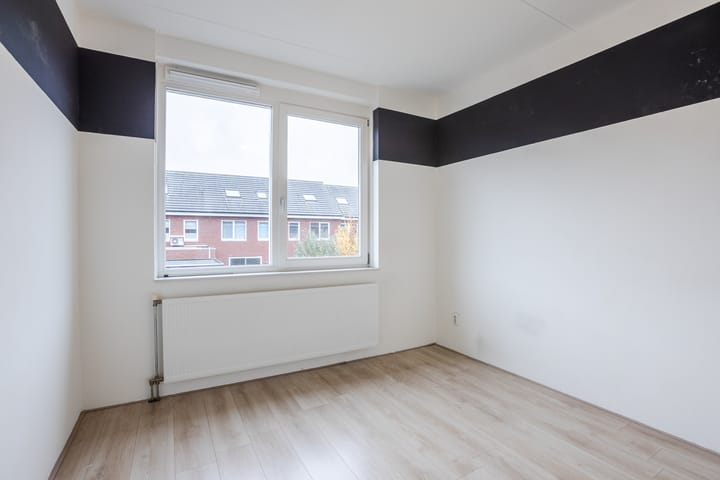 Photo 25 of Nijerwalstraat 59