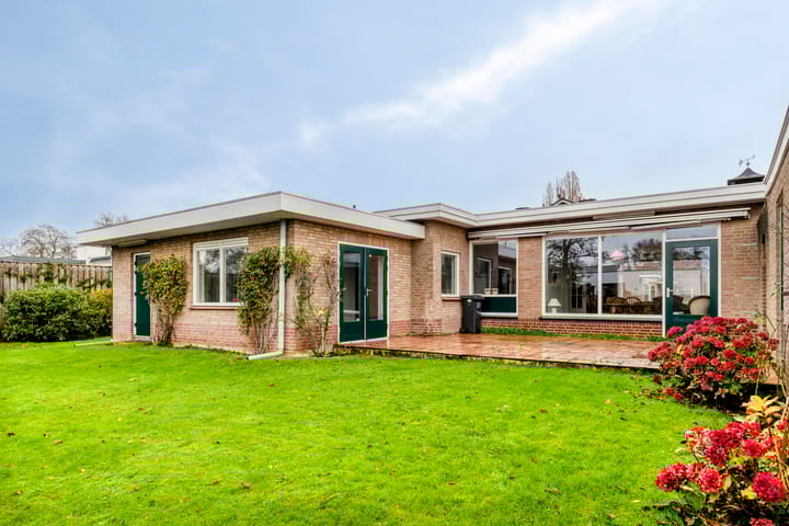 Photo 2 of Bernoullistraat 10