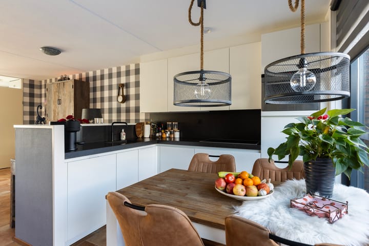 Photo 3 of Oranjewerf 60