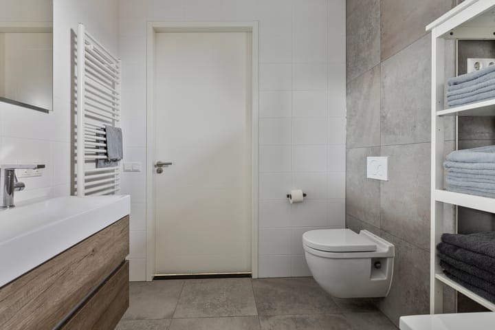 Photo 35 of Meikers 15