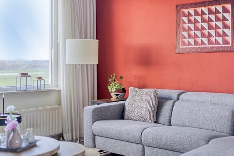 Natalie Barneykade 32 tertiary image