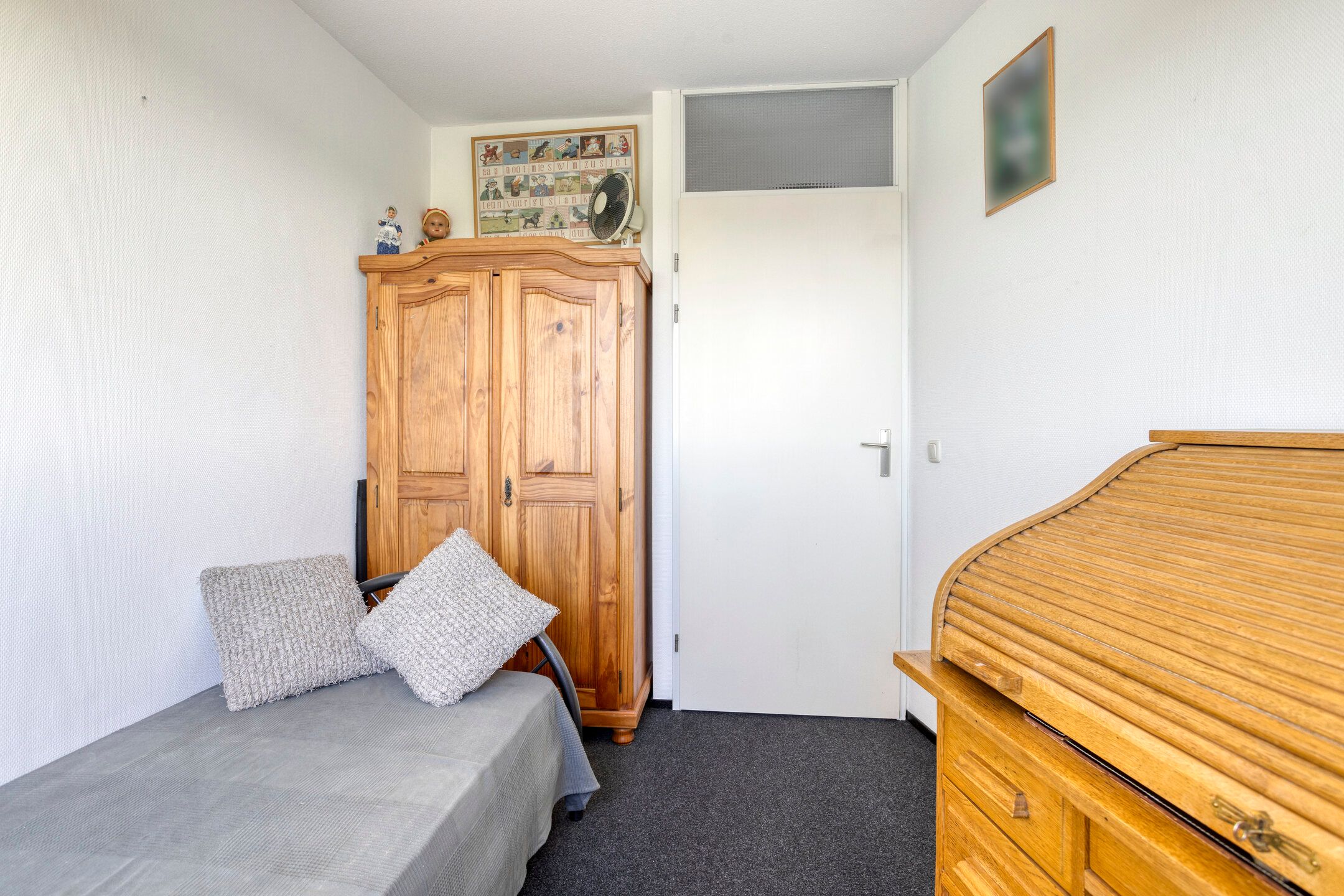 Photo 33 of Natalie Barneykade 32