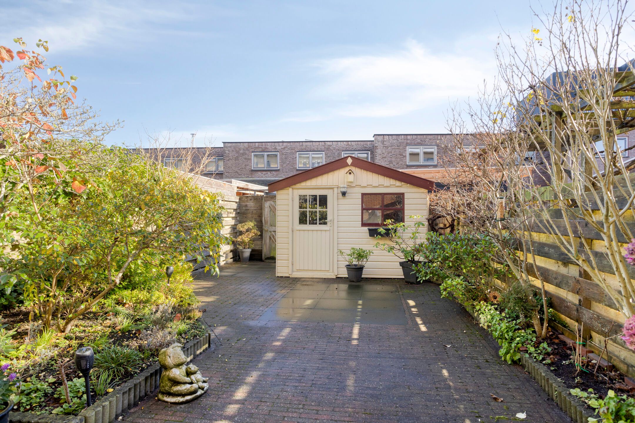 Photo 45 of Natalie Barneykade 32