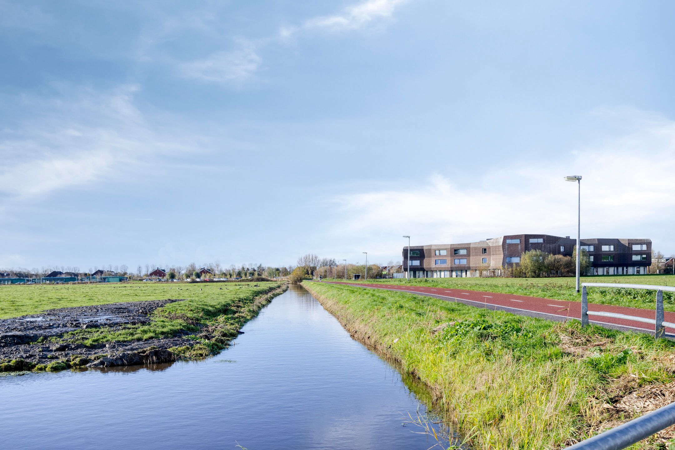 Photo 48 of Natalie Barneykade 32