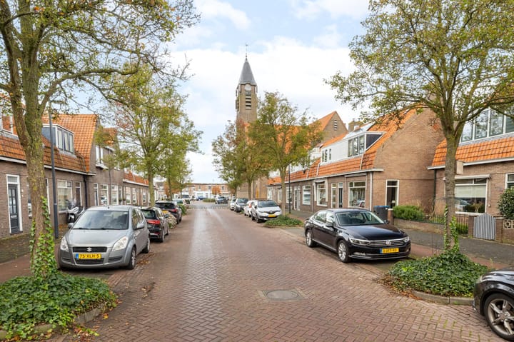 Photo 32 of Wilhelminalaan 64