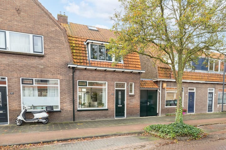 Photo 36 of Wilhelminalaan 64