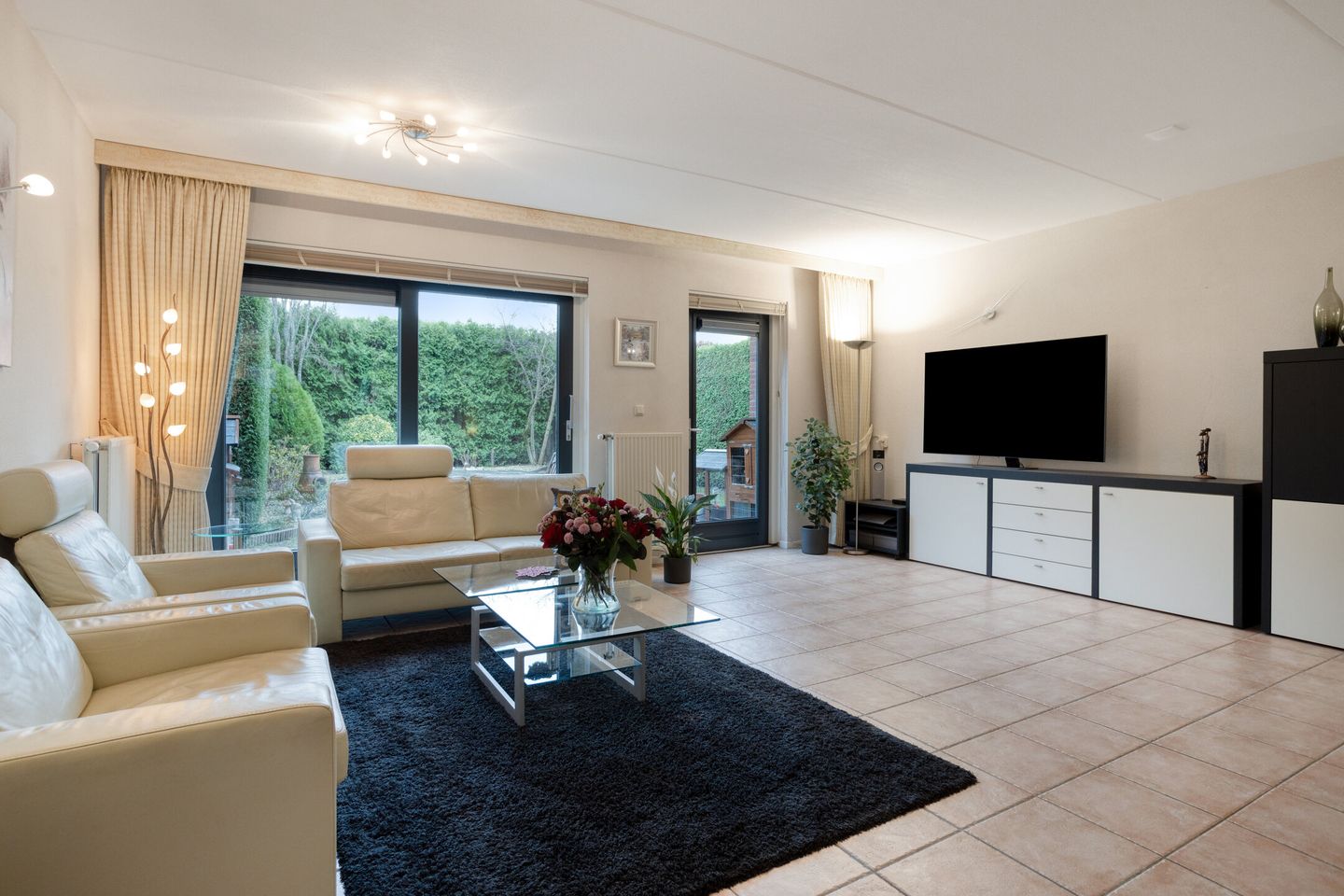 Foto 4 van Waterbies 9