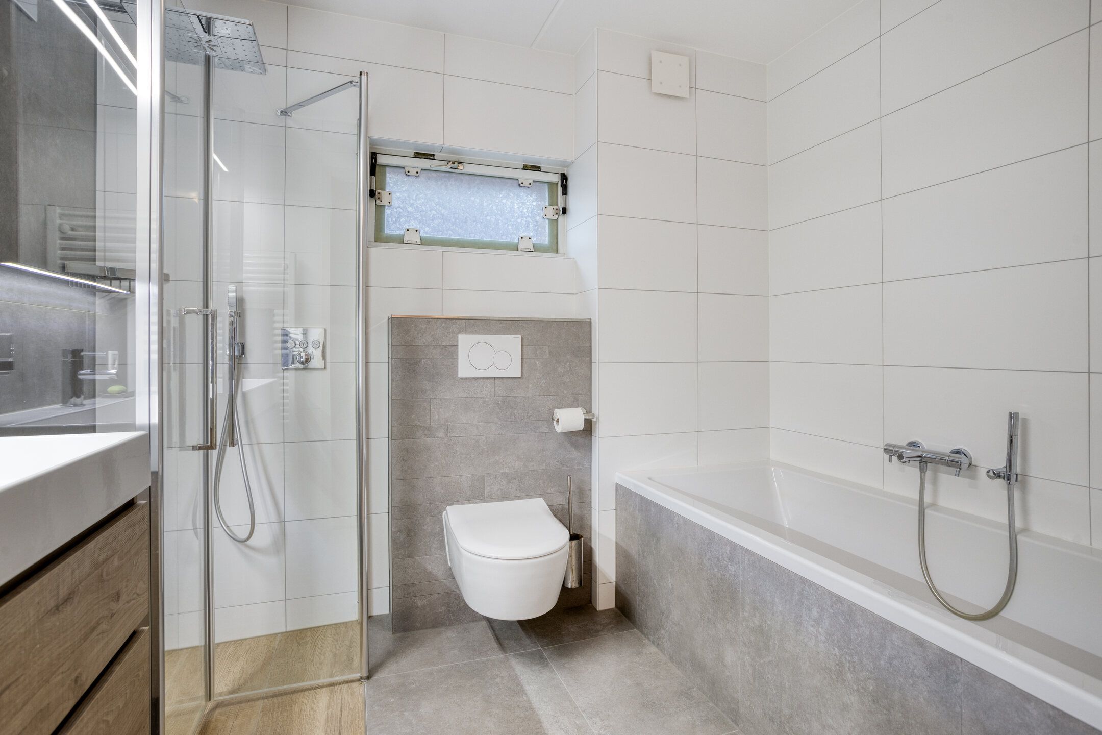 Foto 3 van Waterbies 9