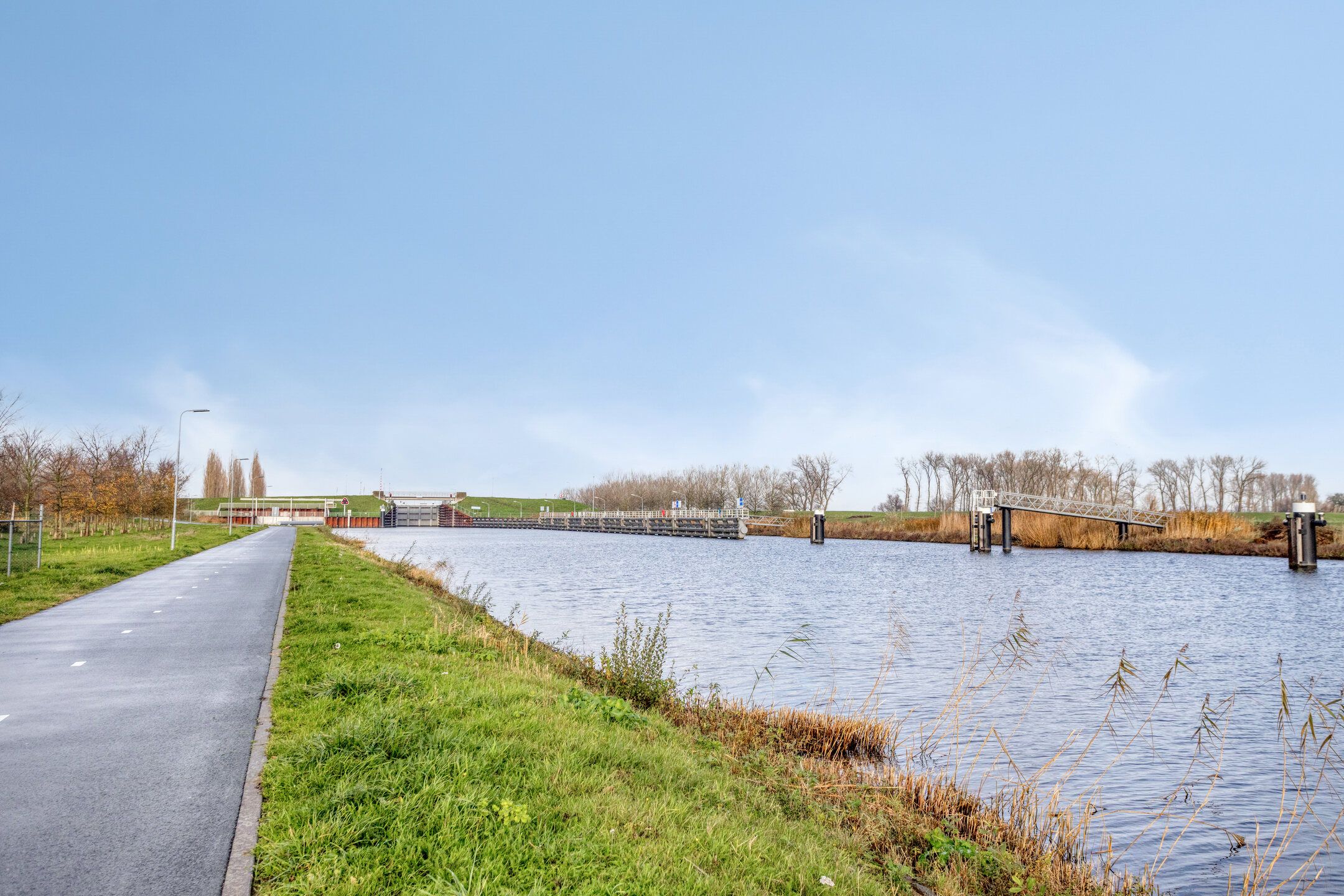 Foto 42 van Waterbies 9