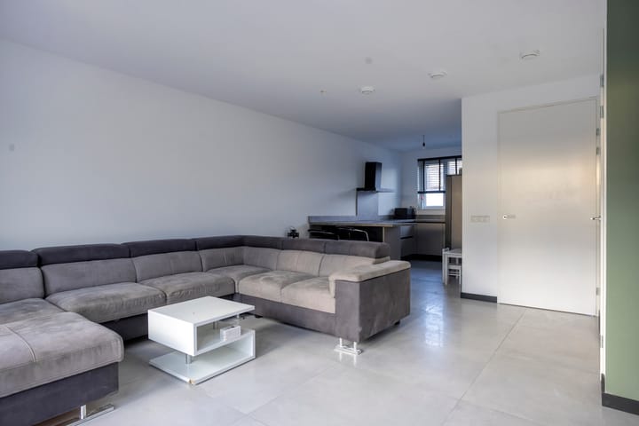 Photo 9 of Anna Maria van Schurmanlaan 30