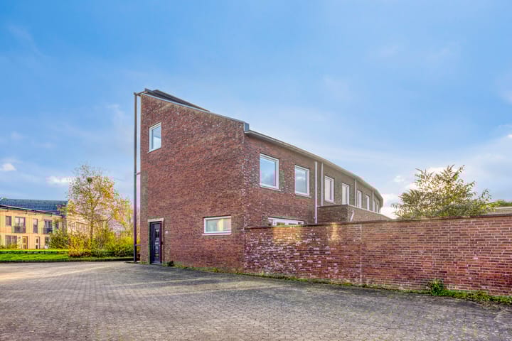 Photo 5 of James Cookroute 129