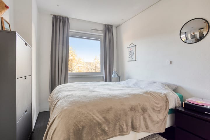 Photo 25 of James Cookroute 129