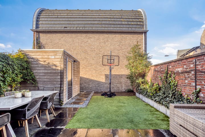 Photo 32 of James Cookroute 129