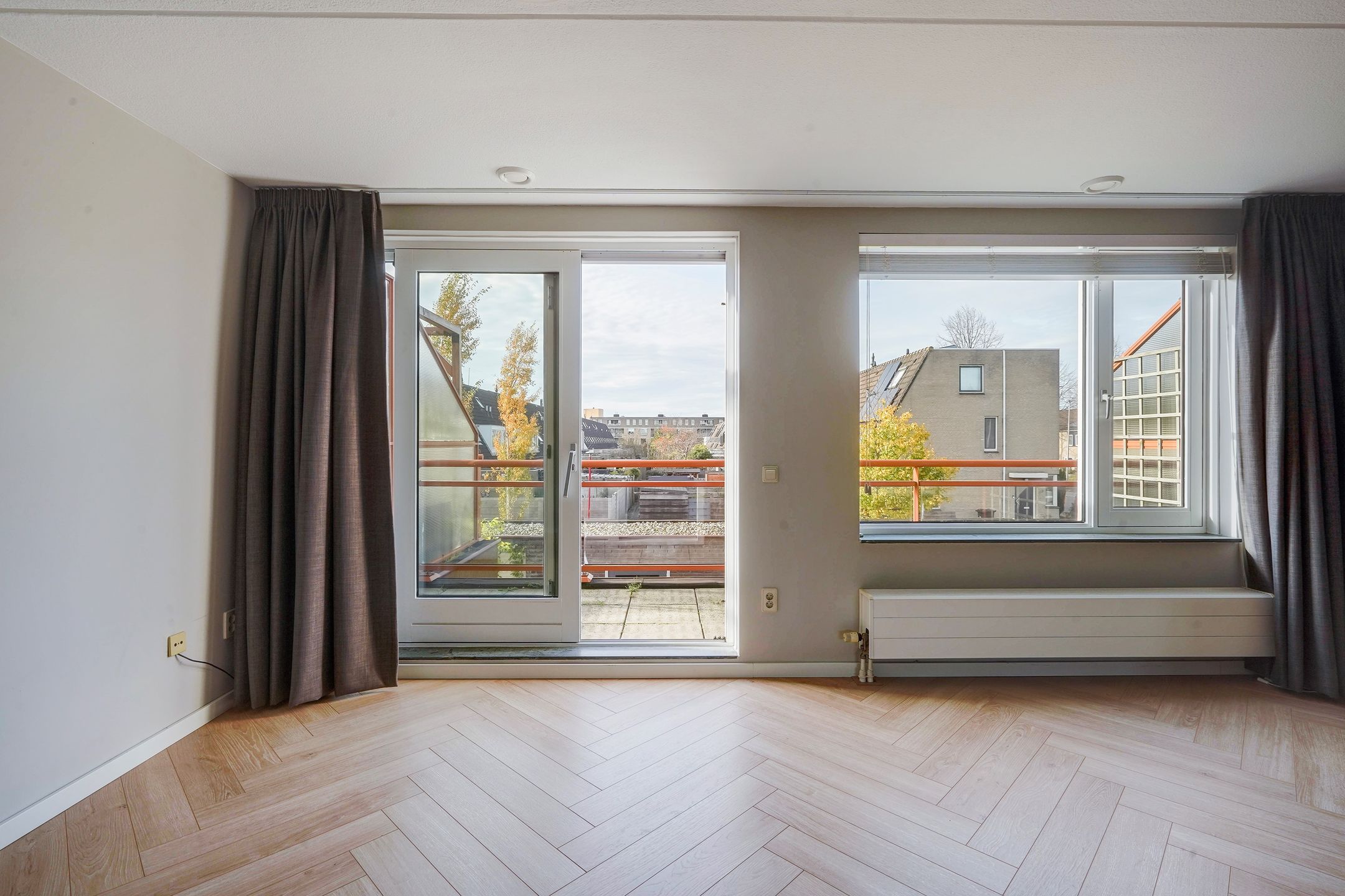 Foto 33 van Renzo Pianolijn 13