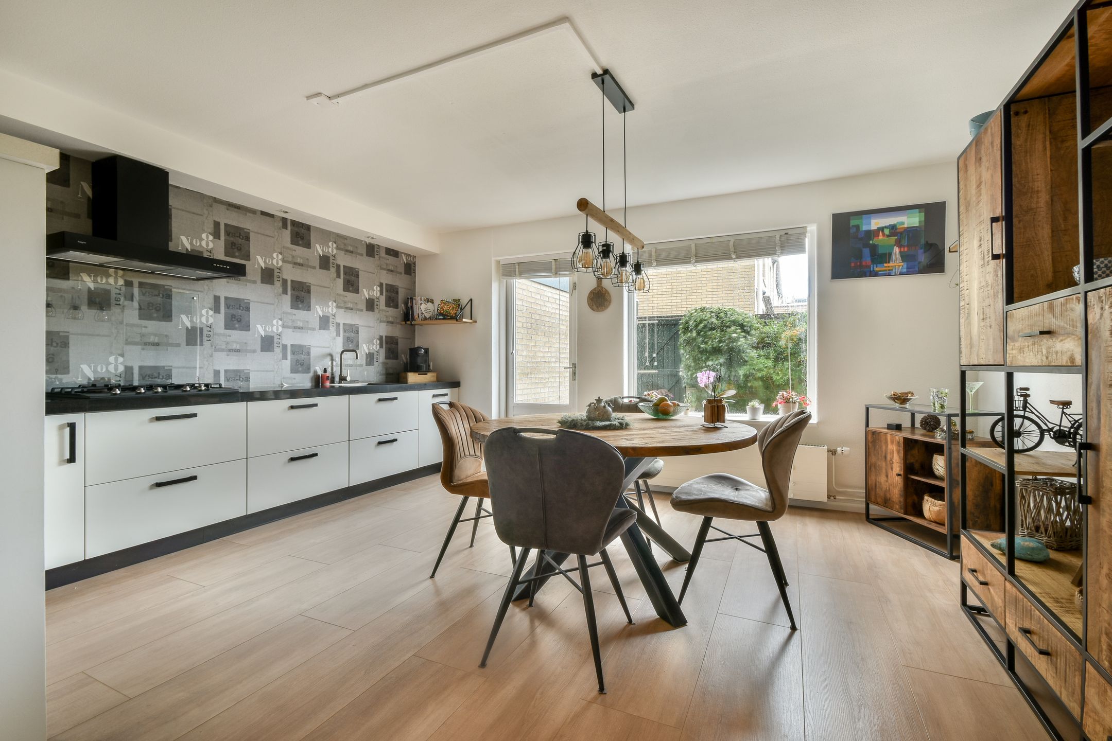 Photo 15 of Nicolaas Beetslaan 27