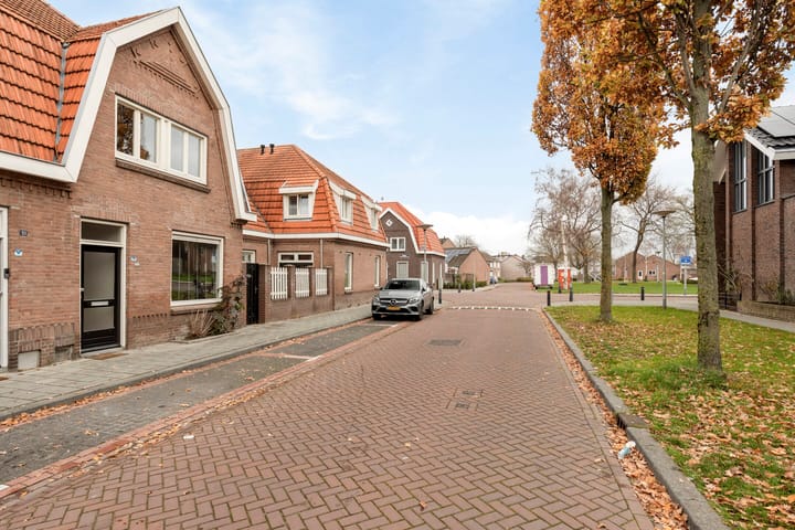 Photo 34 of Mauritsstraat 53