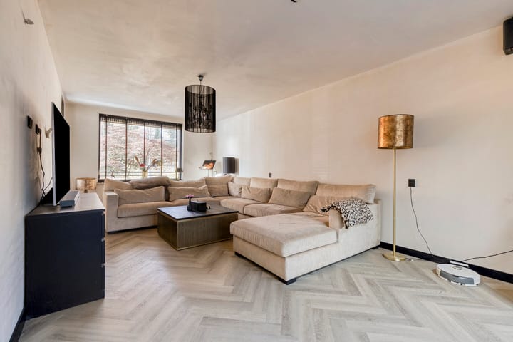 Photo 2 of Schellingstraat 3