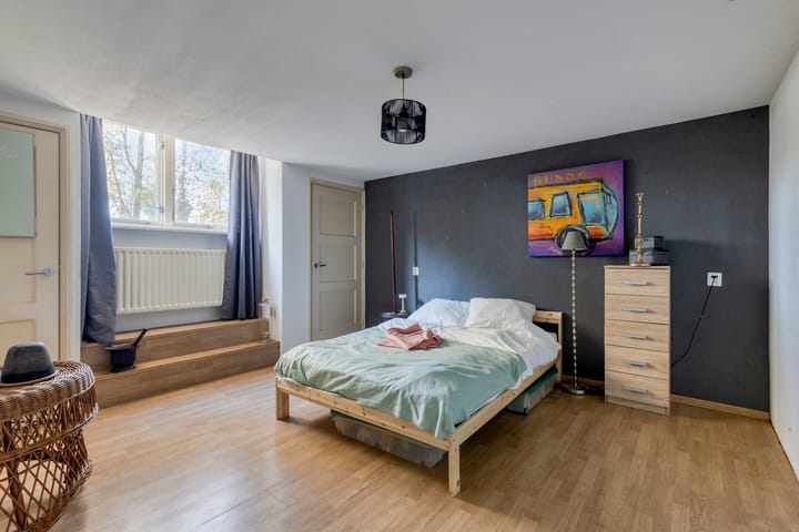 Photo 21 of Schellingstraat 3