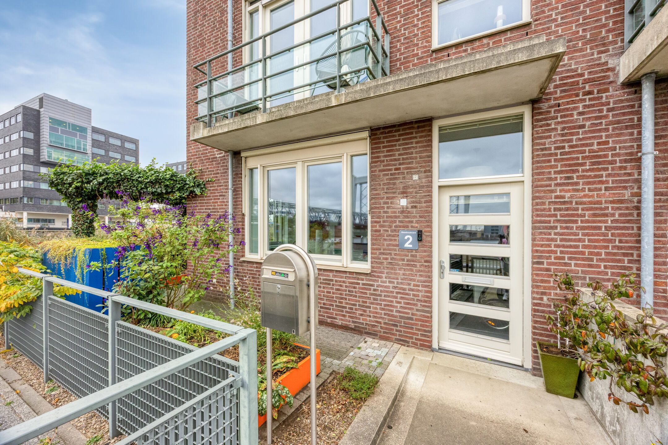 Foto 12 van Maasboulevard 2