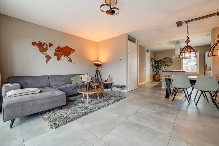 Photo 3 of Oranje zegge 13