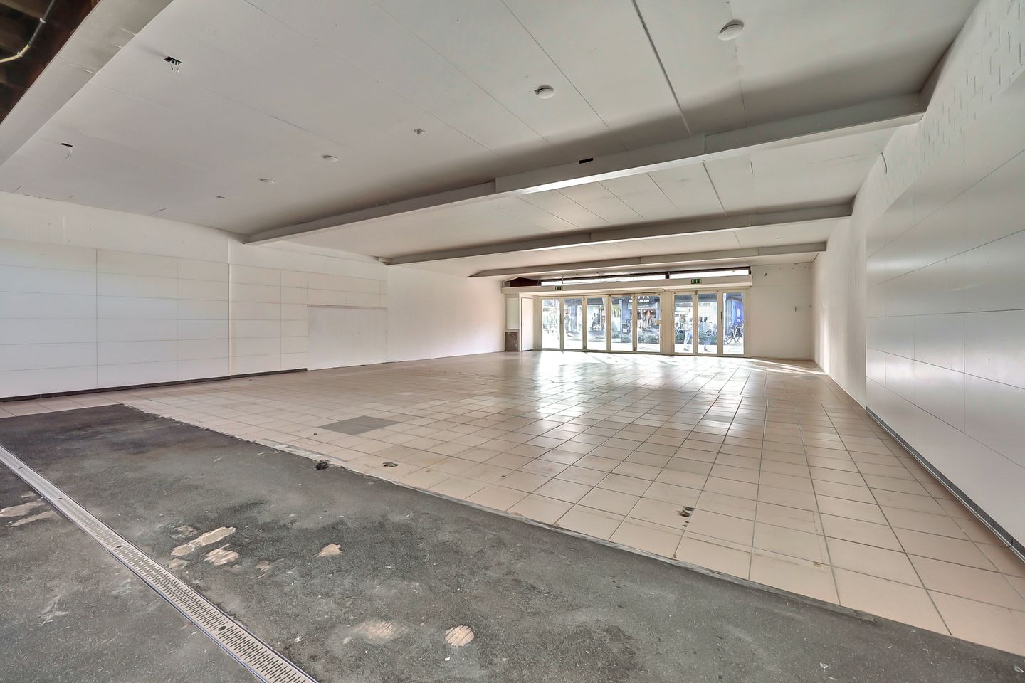 View photo 5 of Harderwijkerweg 2-a