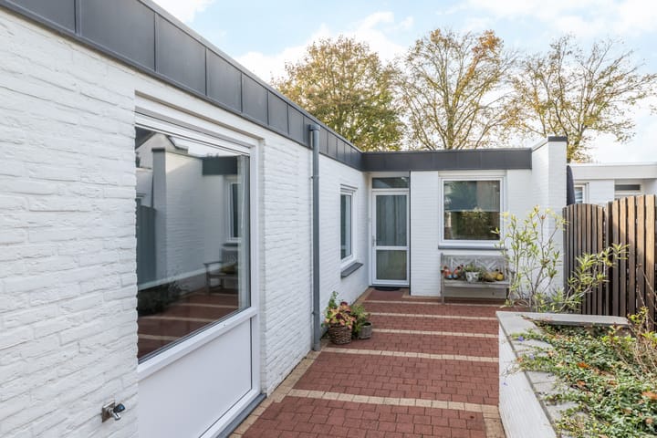 Photo 4 of Pastoor Steinbuschstraat 9