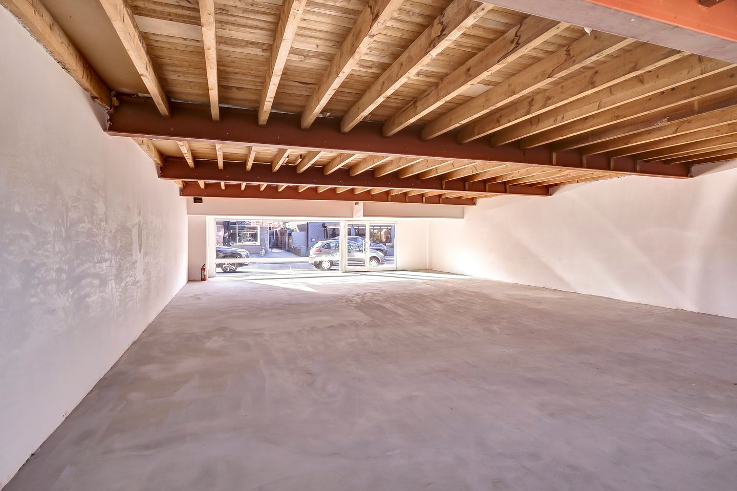 Bekijk foto 2 van Harderwijkerweg 6