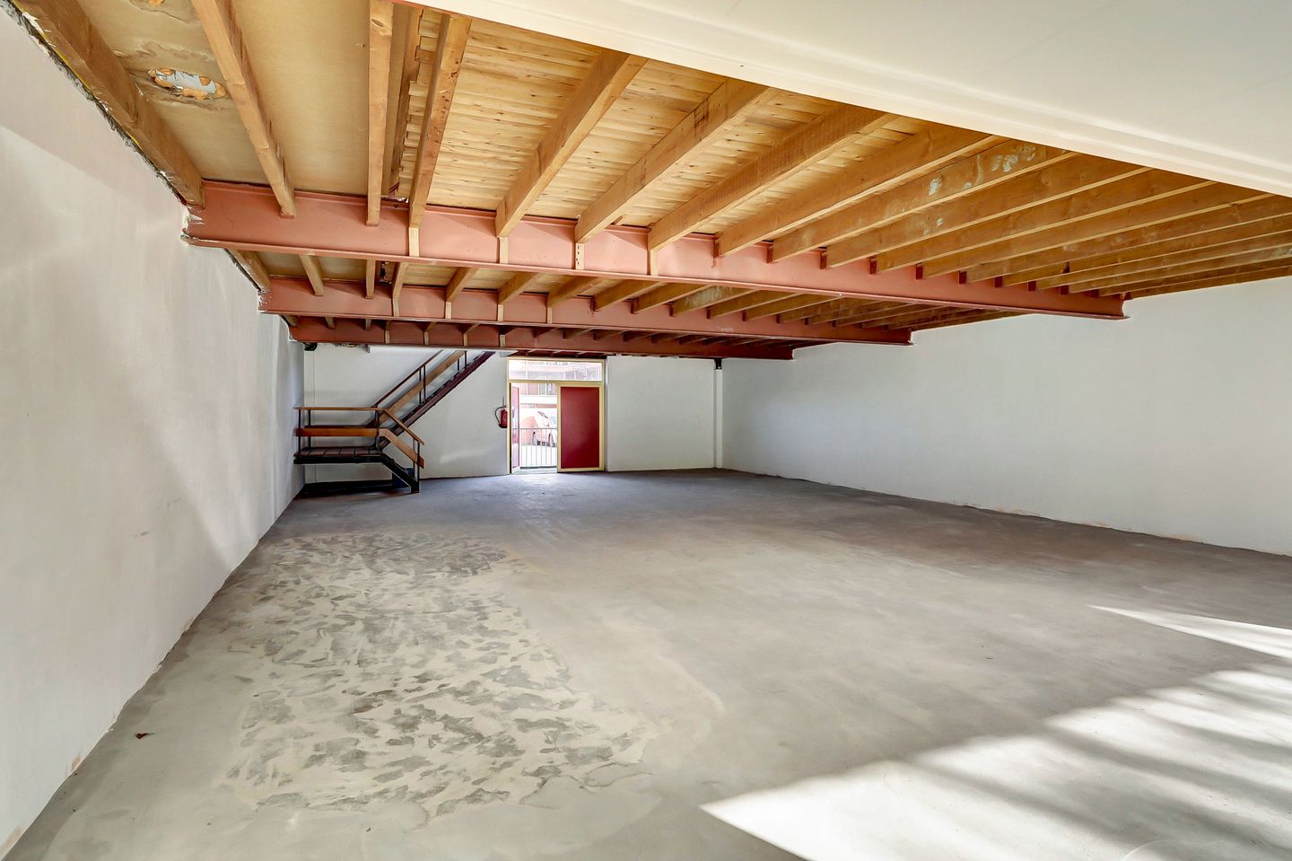 Bekijk foto 3 van Harderwijkerweg 6