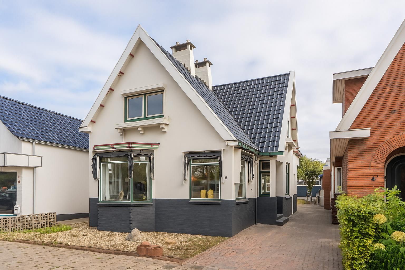 Buying a house in The Netherlands., Oosterstraat 8