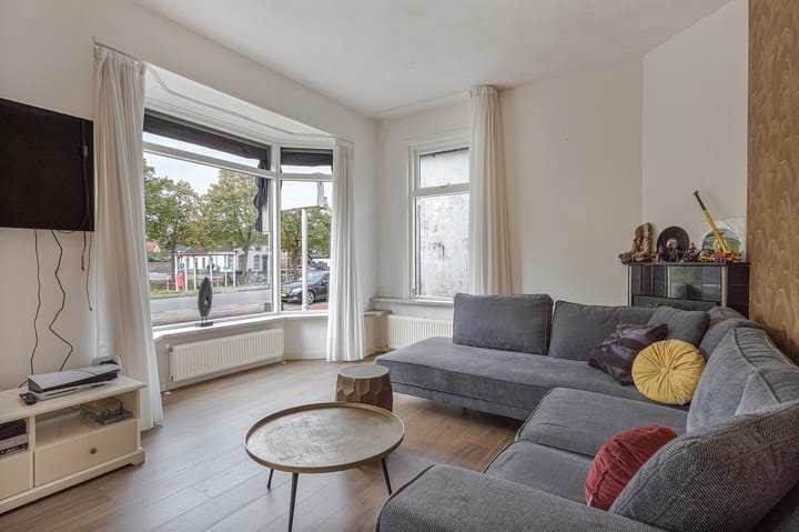 Photo 3 of Oosterstraat 8