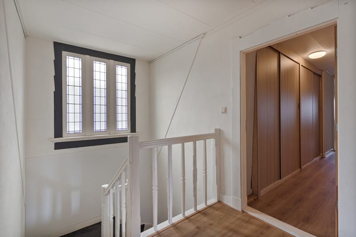 Photo 14 of Oosterstraat 8