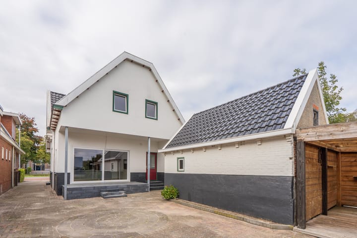 Photo 24 of Oosterstraat 8