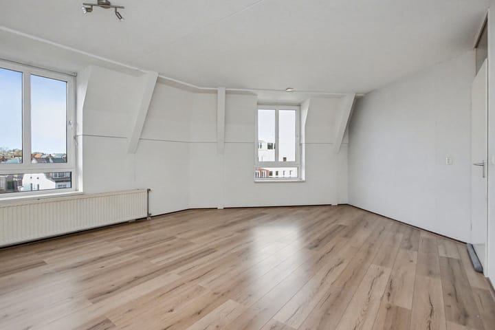 Foto 2 van Kasteelplein 70