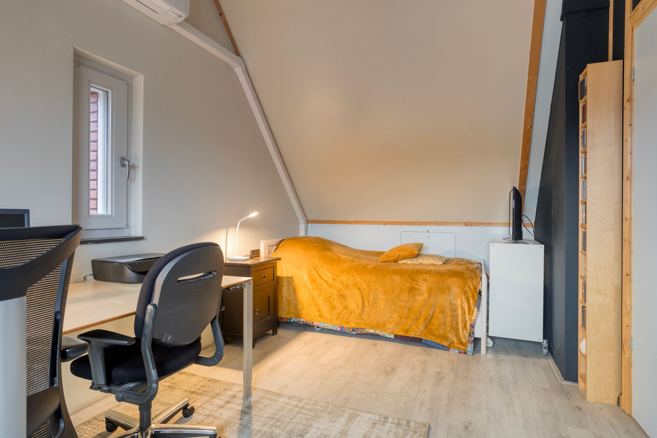 Foto 24 van Van Berkumstraat 6