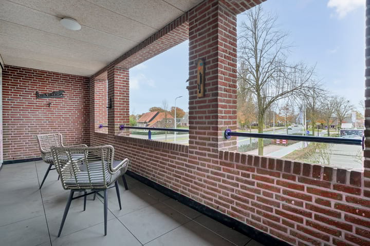 Photo 36 of Dalvoordeweg 3-04