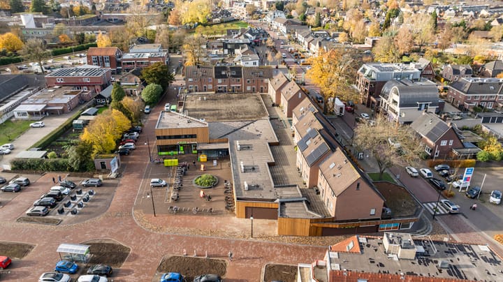 Photo 35 of Stuijvenburchstraat 117