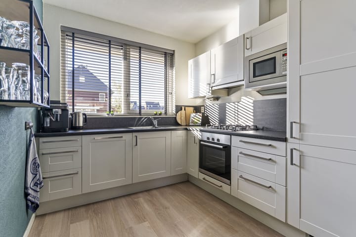 Foto 3 van Menuet 50