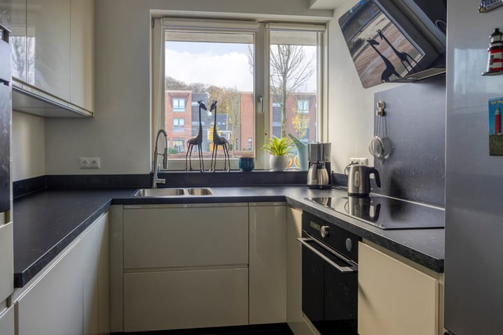 Foto 9 van Steenwijkerdiep 64-A