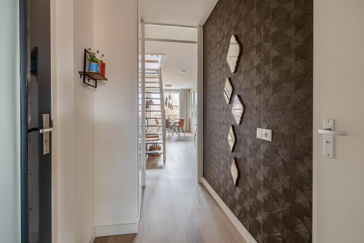 Foto 14 van Hertog Jan II Laan 42-A