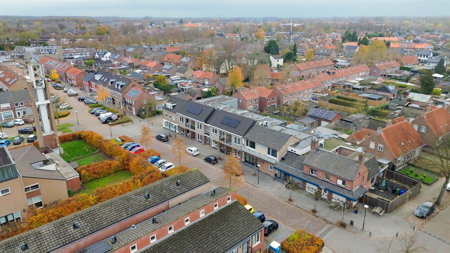 Foto 29 van Hertog Jan II Laan 42-A