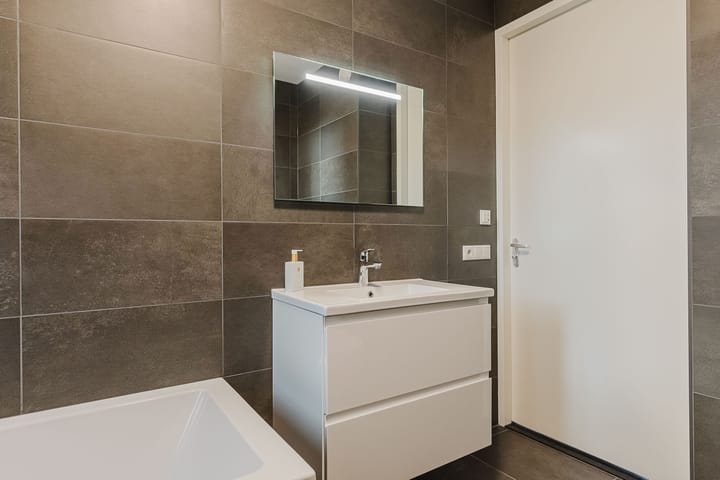 Foto 32 van Ruitenheerhof 12