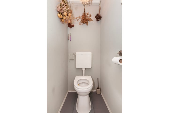 Photo 4 of Jhr. De Savornin Lohmanstraat 46