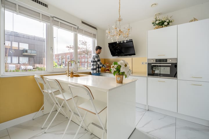 Photo 2 of Piraeushaven 20