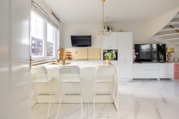 Foto 8 van Piraeushaven 20